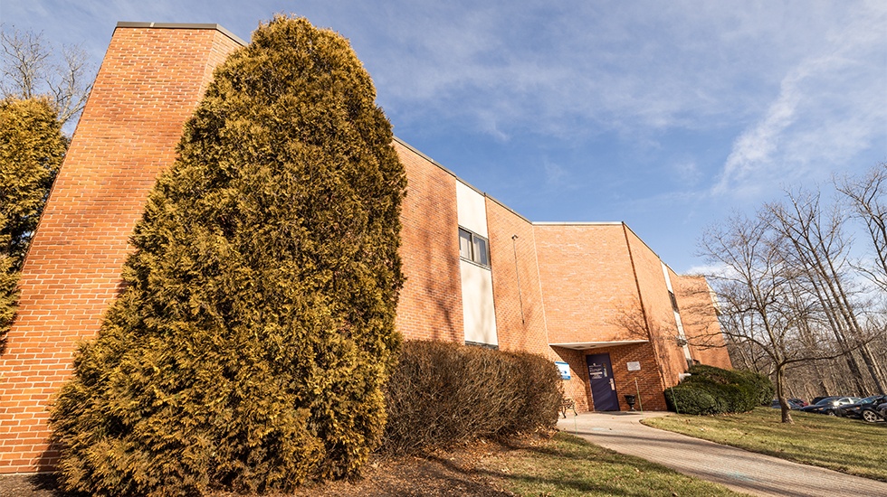 Outside view of periodontal office building