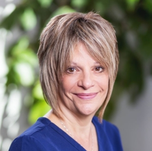 Periodontal team member Deb